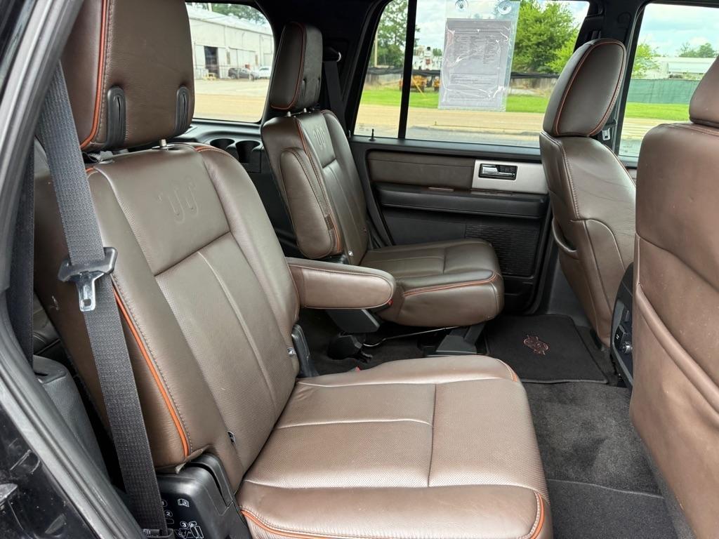 Ford Expedition  2017