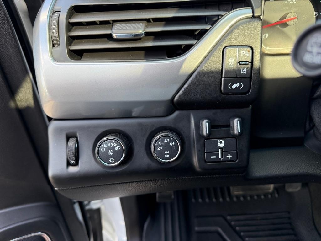 Chevrolet Tahoe  2015