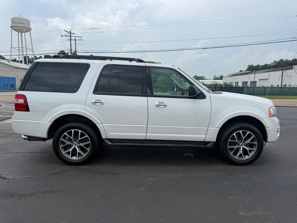 Ford Expedition  2016