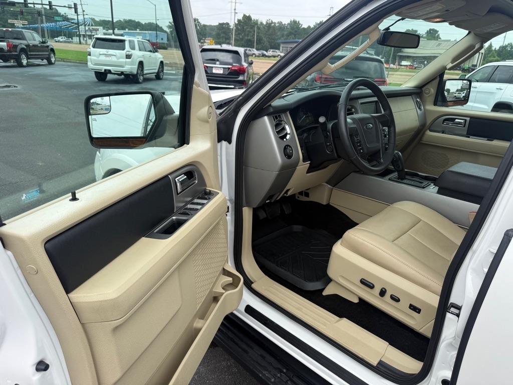 Ford Expedition  2016