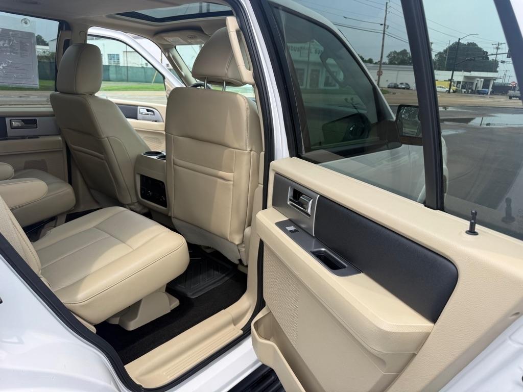 Ford Expedition  2016