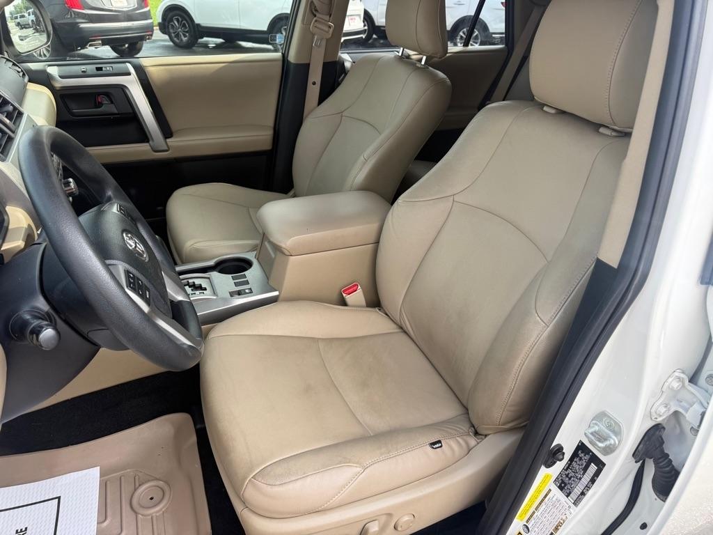 Toyota 4Runner  2013