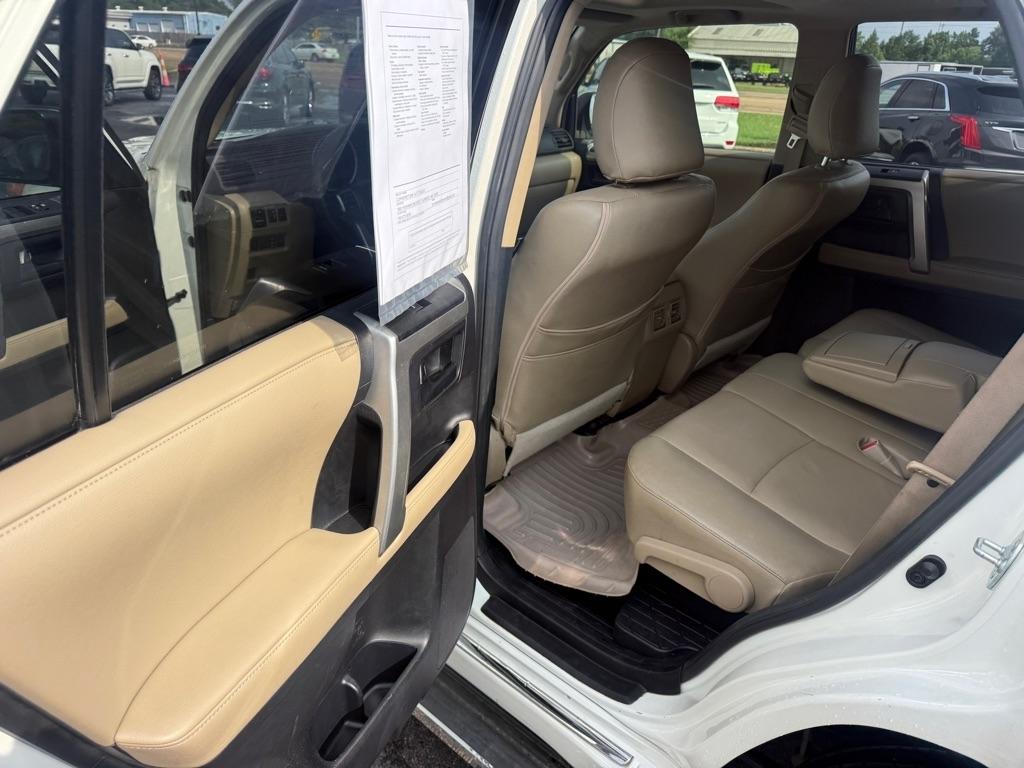 Toyota 4Runner  2013
