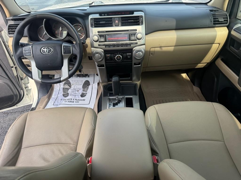 Toyota 4Runner  2013