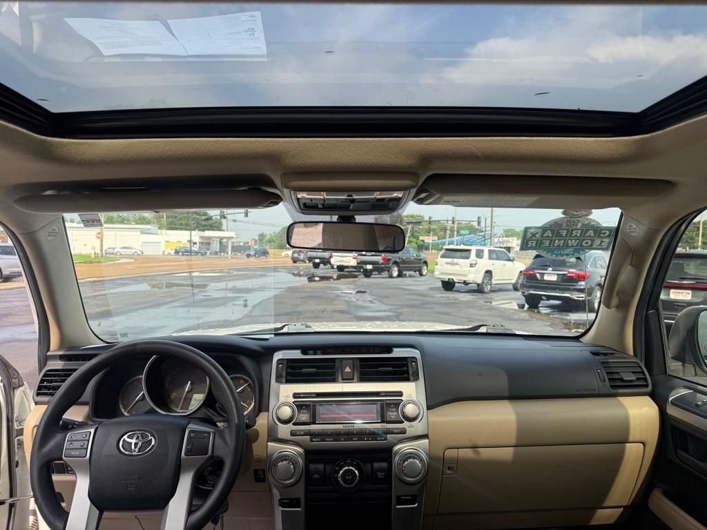 Toyota 4Runner  2013