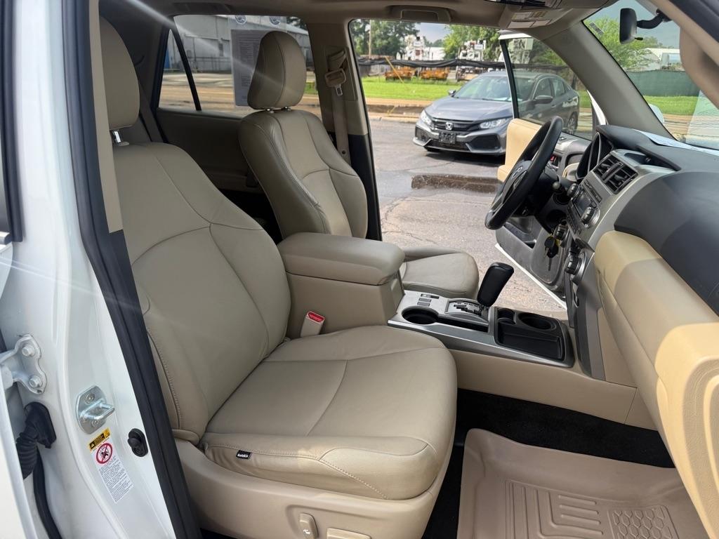 Toyota 4Runner  2013