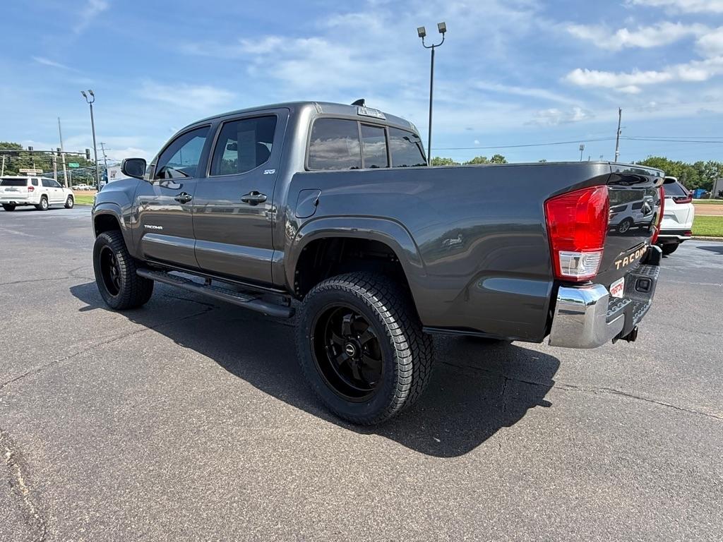 Toyota Tacoma  2016