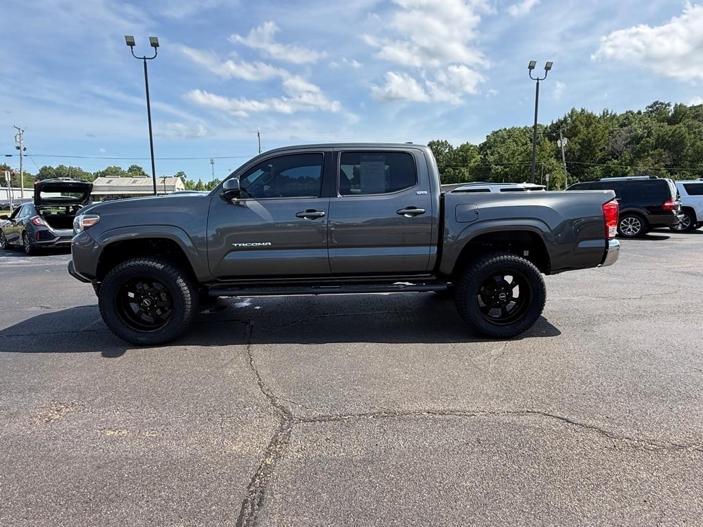 Toyota Tacoma  2016