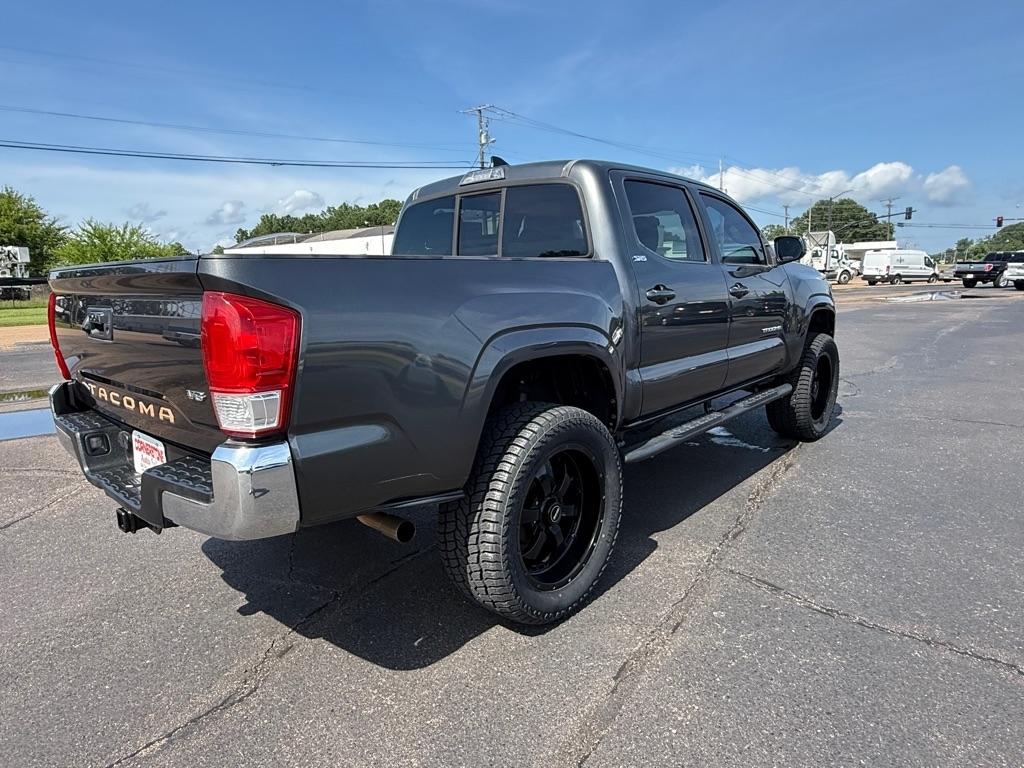 Toyota Tacoma  2016