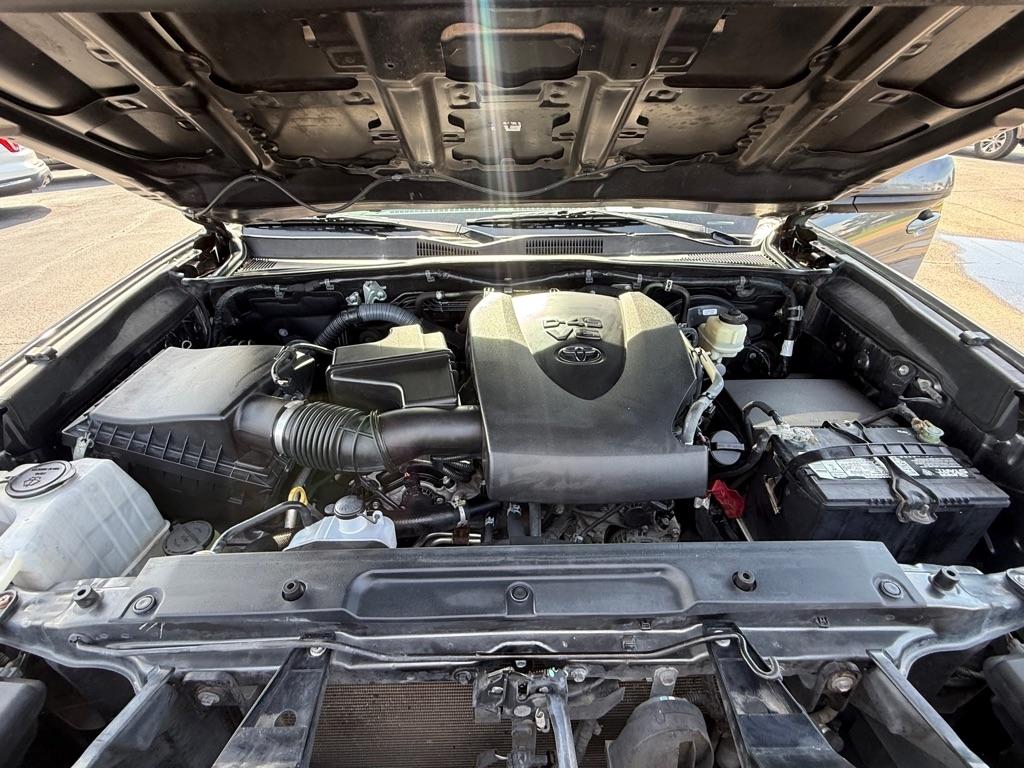 Toyota Tacoma  2016