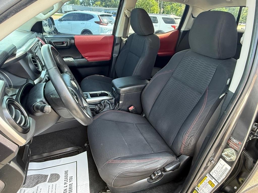 Toyota Tacoma  2016