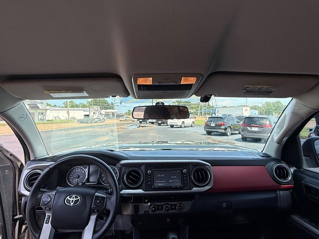 Toyota Tacoma  2016