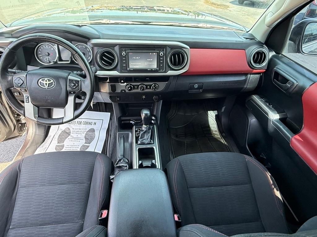 Toyota Tacoma  2016