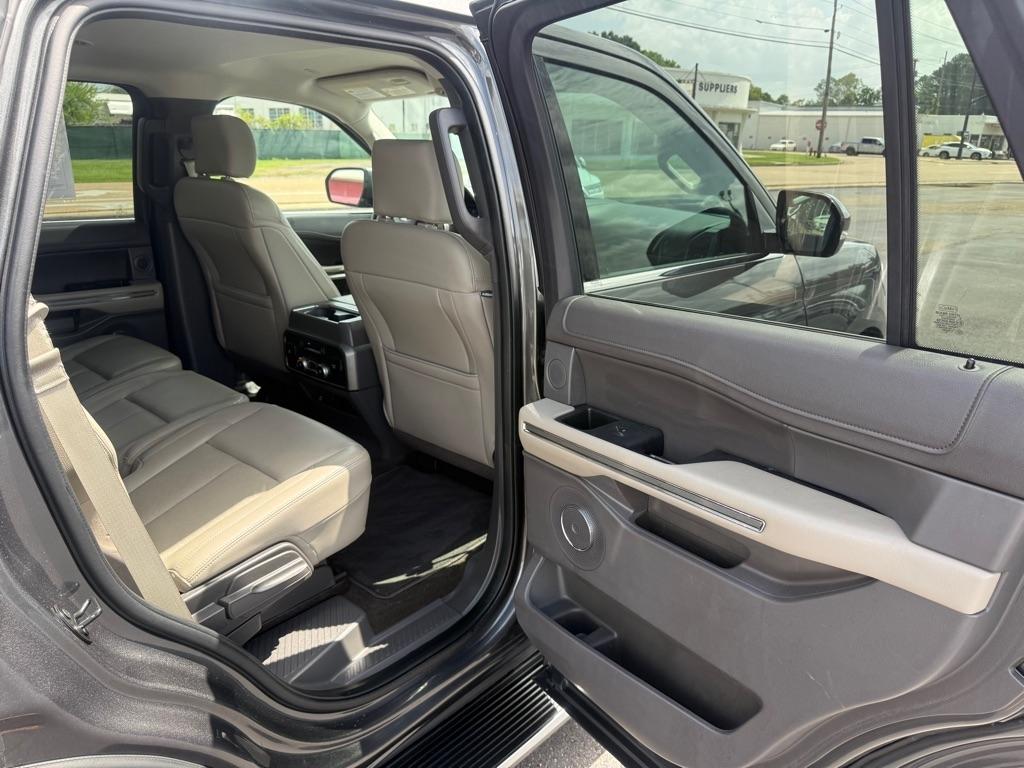 Ford Expedition  2019