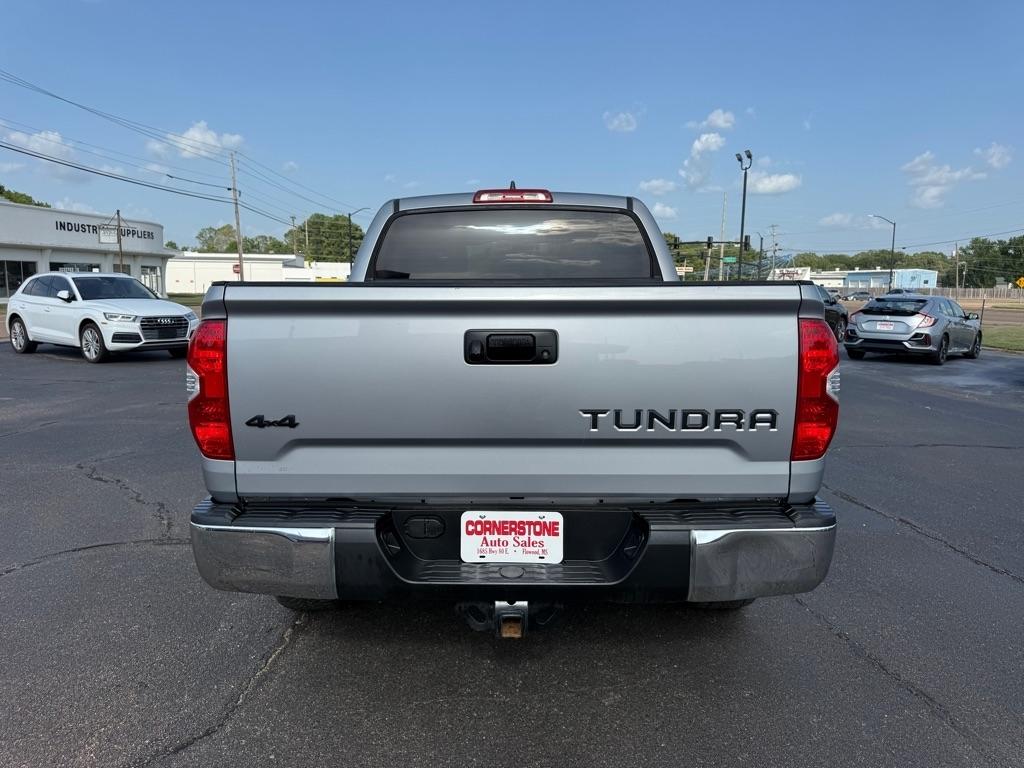 Toyota Tundra  2020
