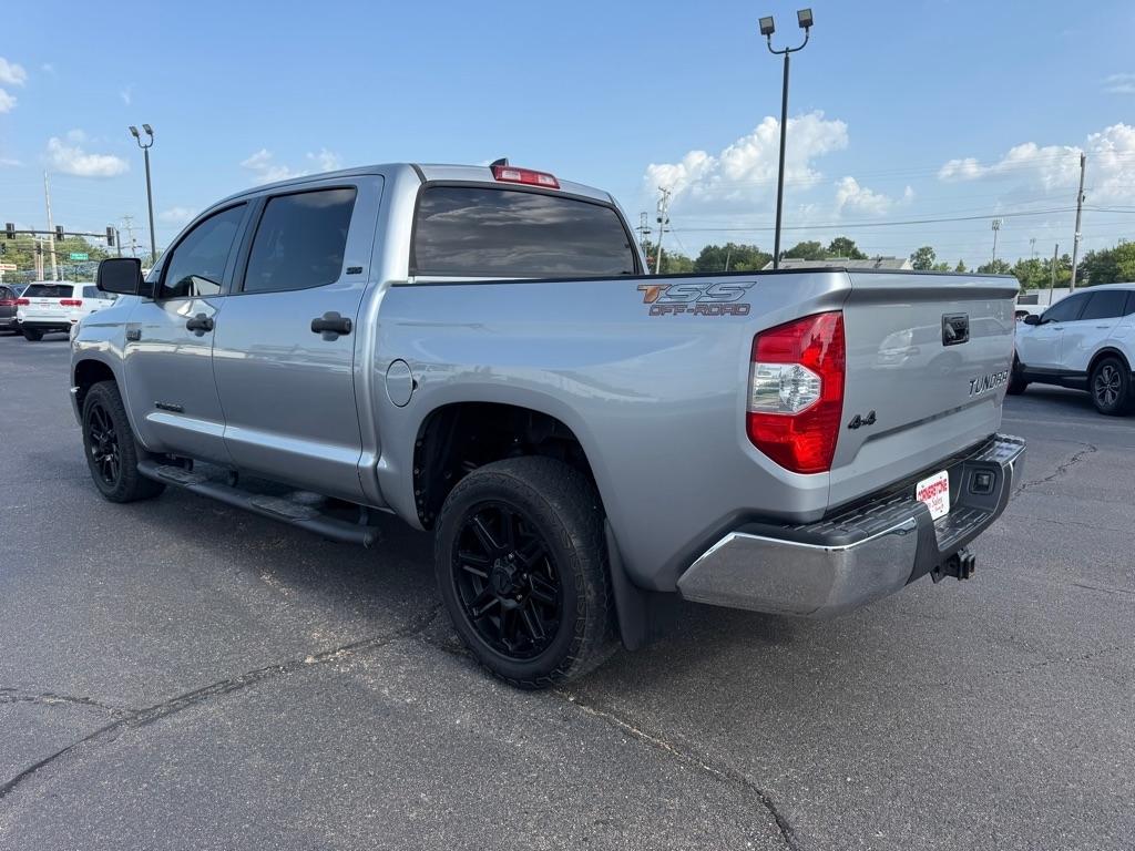 Toyota Tundra  2020