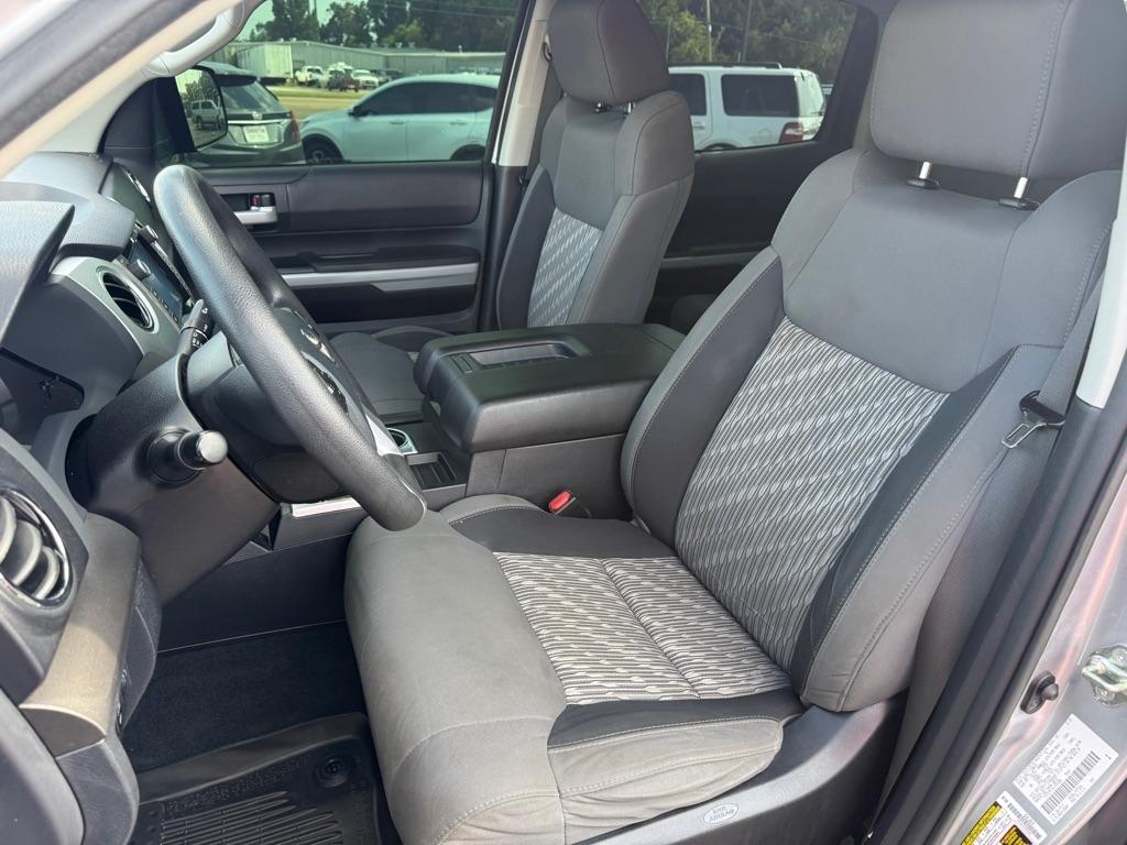 Toyota Tundra  2020