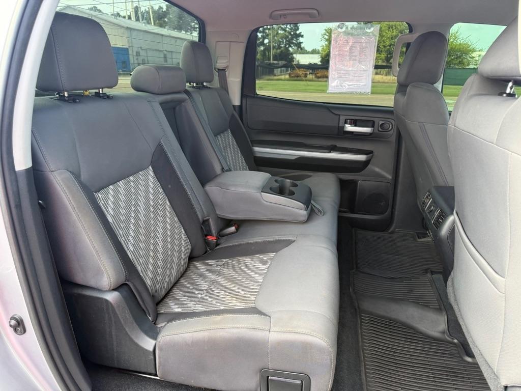 Toyota Tundra  2020