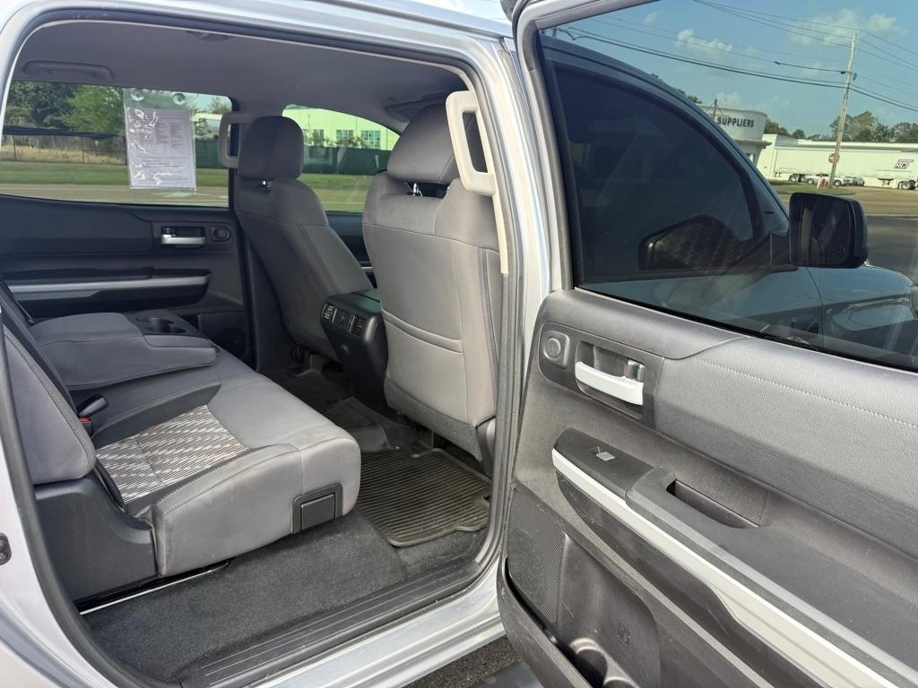 Toyota Tundra  2020