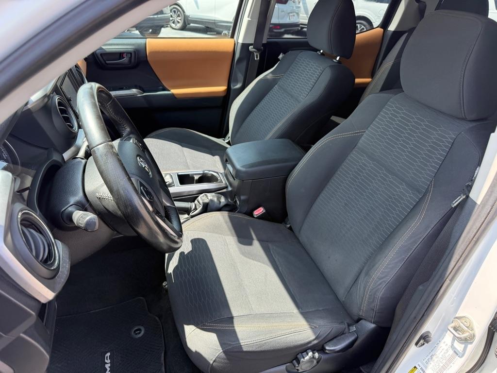 Toyota Tacoma  2016