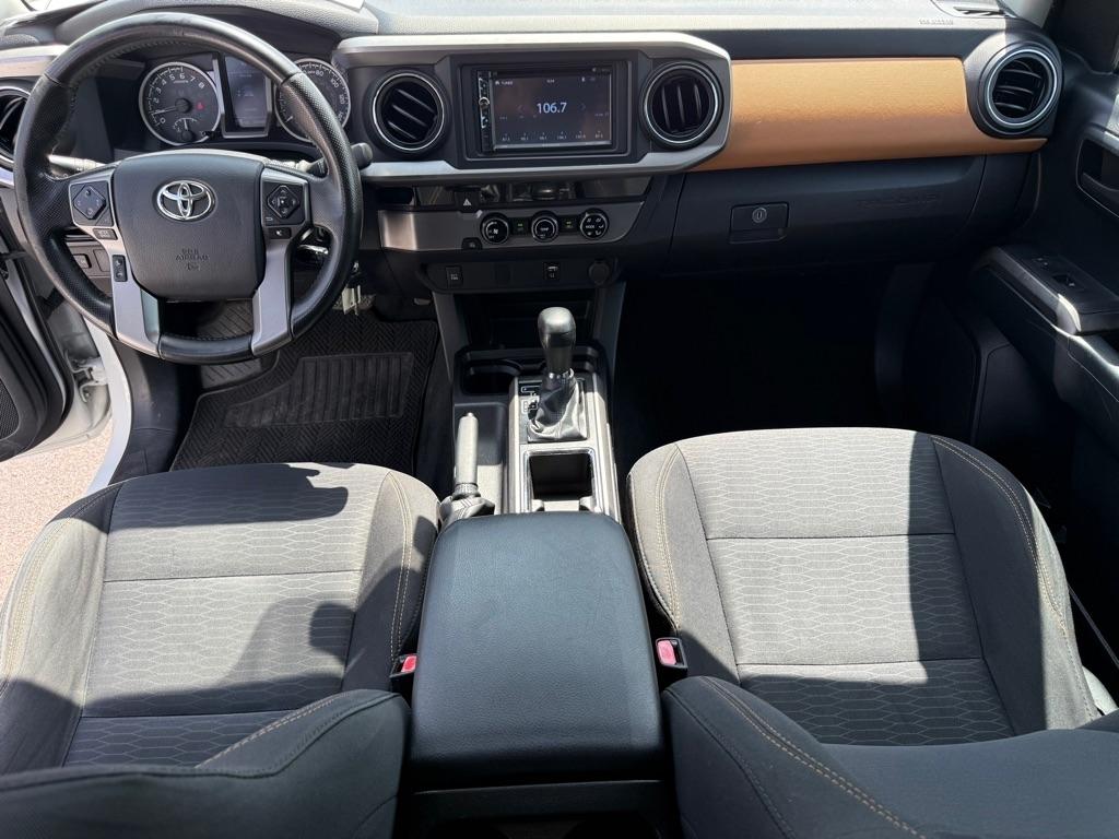 Toyota Tacoma  2016
