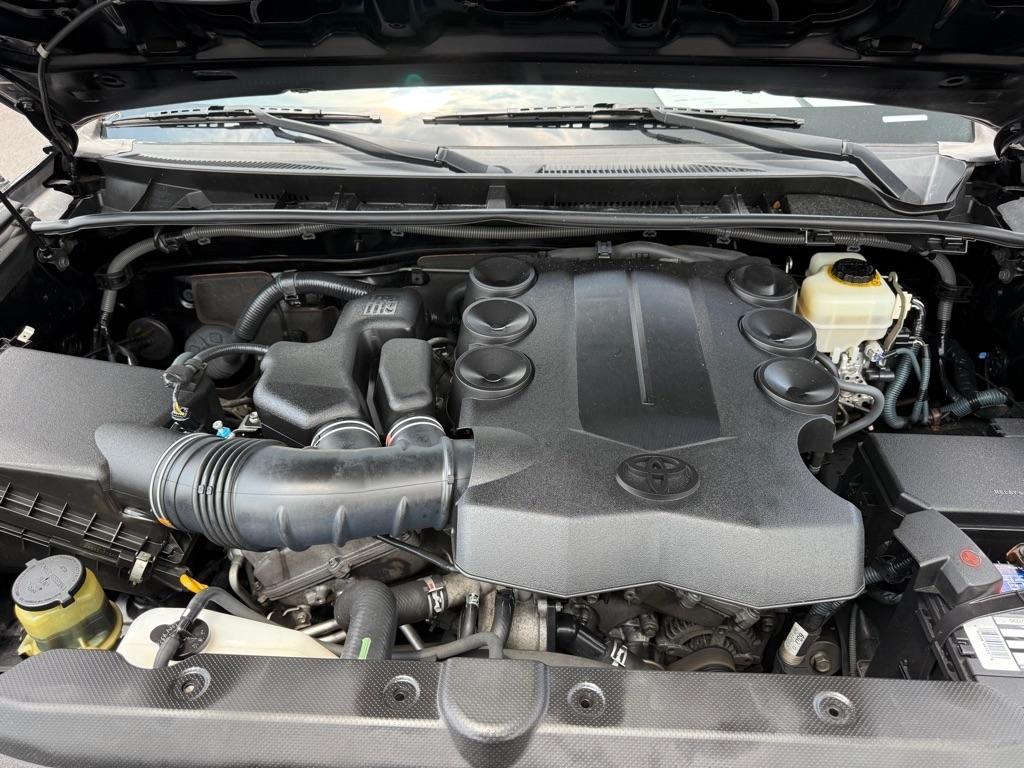 Toyota 4Runner  2012