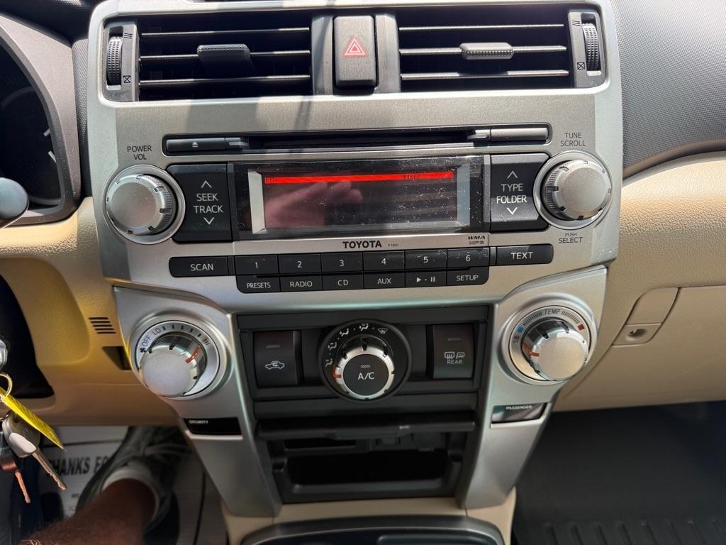 Toyota 4Runner  2012