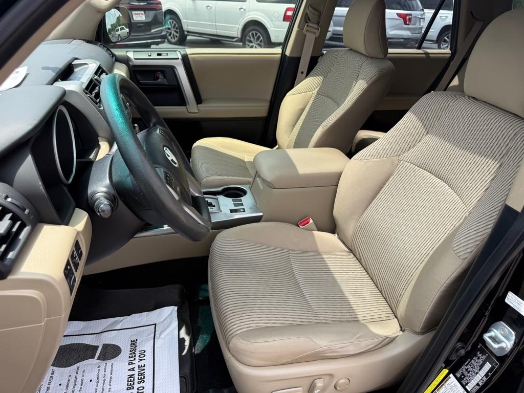 Toyota 4Runner  2012