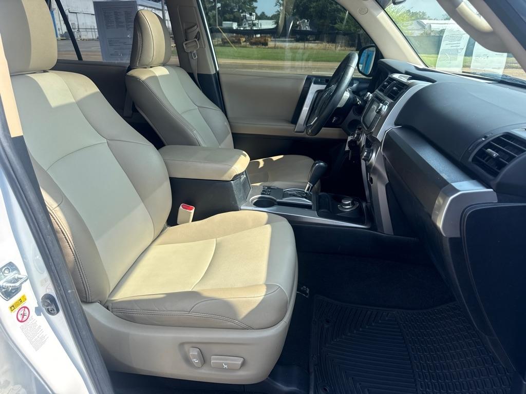 Toyota 4Runner  2019