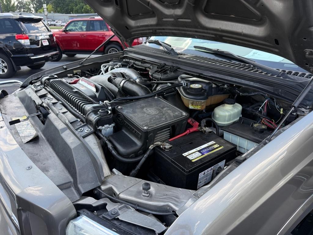 Ford Excursion  2005