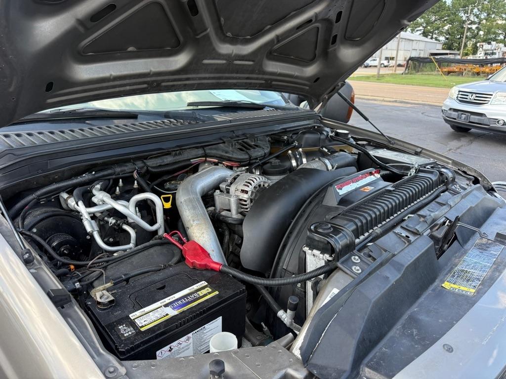 Ford Excursion  2005