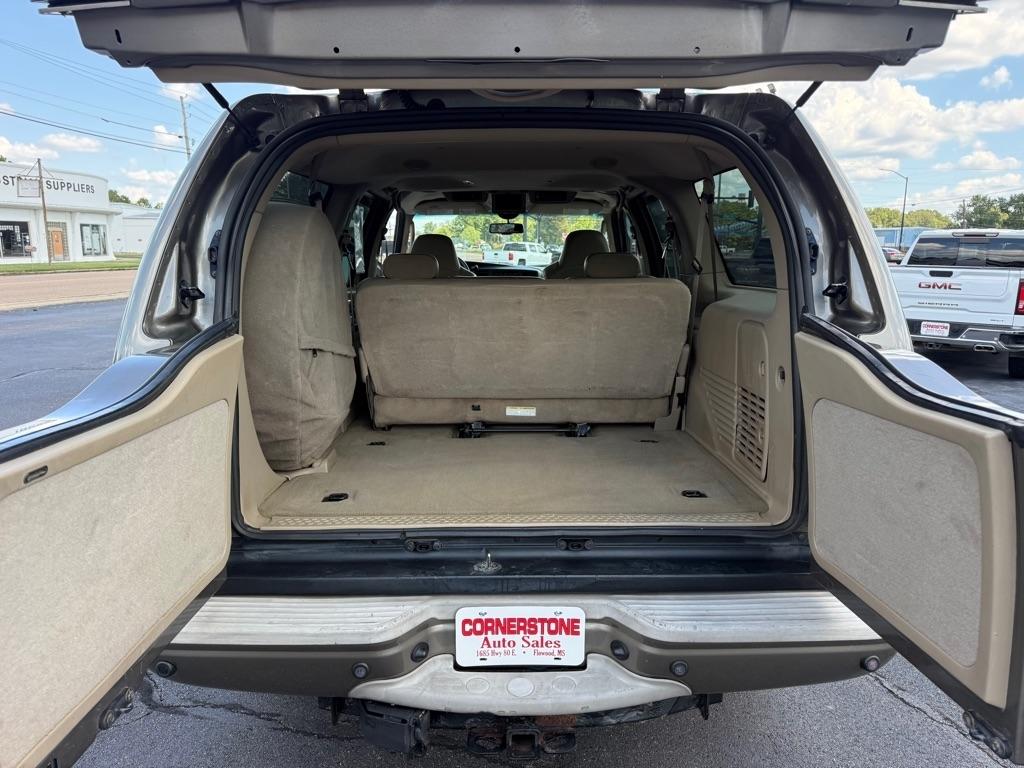 Ford Excursion  2005