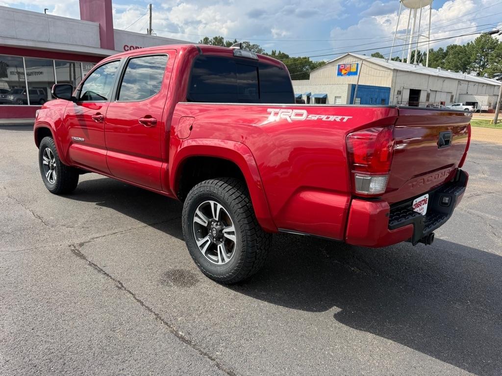 Toyota Tacoma  2017