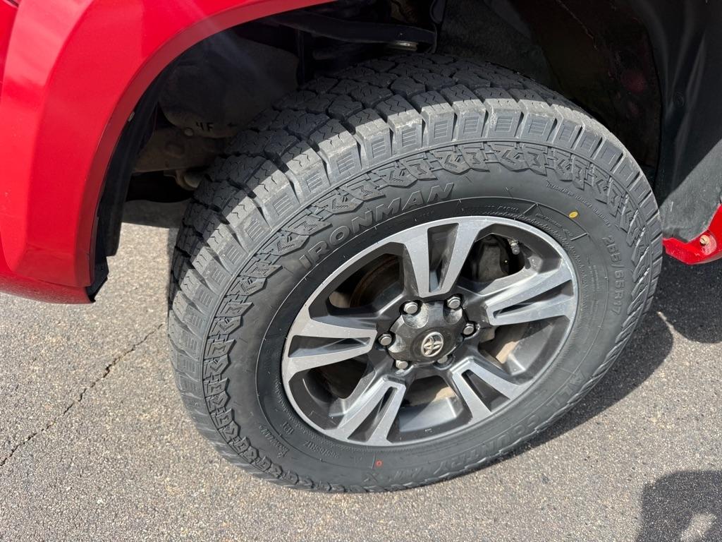 Toyota Tacoma  2017