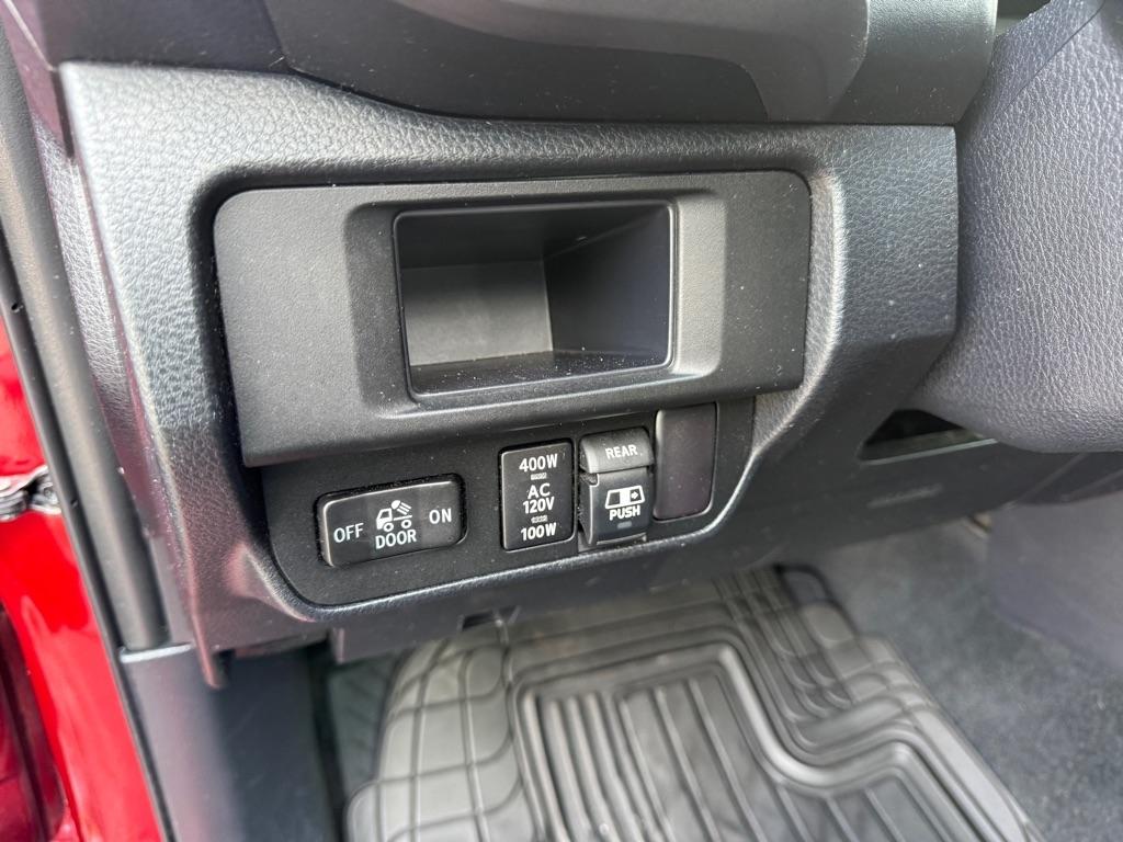 Toyota Tacoma  2017