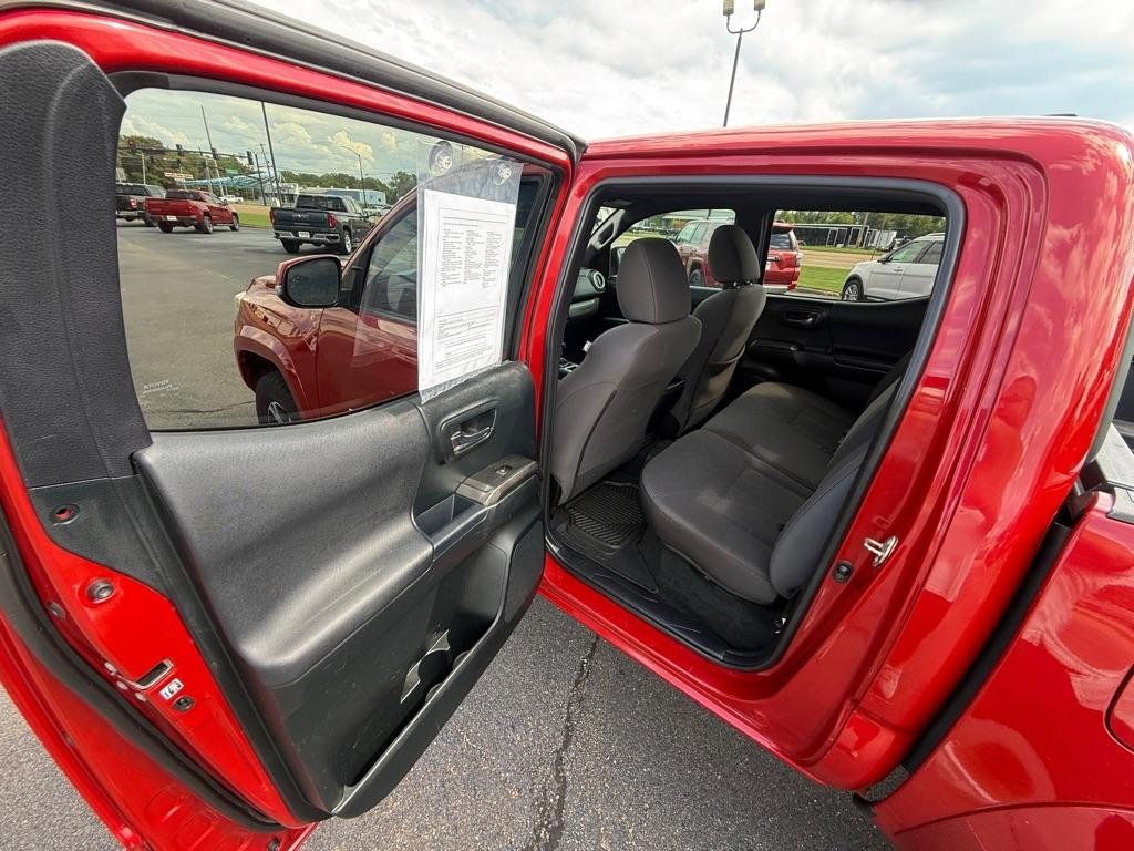 Toyota Tacoma  2017
