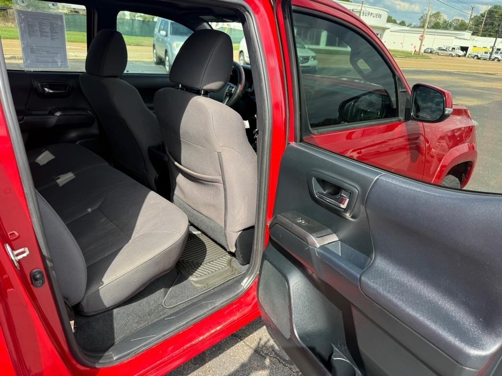 Toyota Tacoma  2017