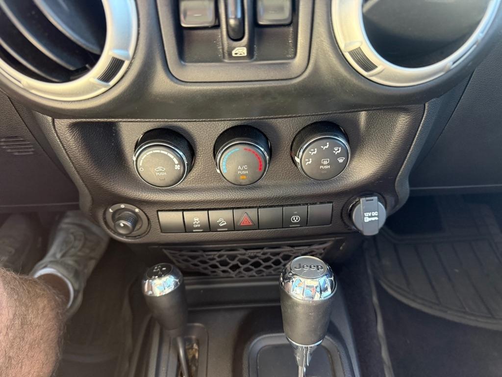 Jeep Wrangler  2015
