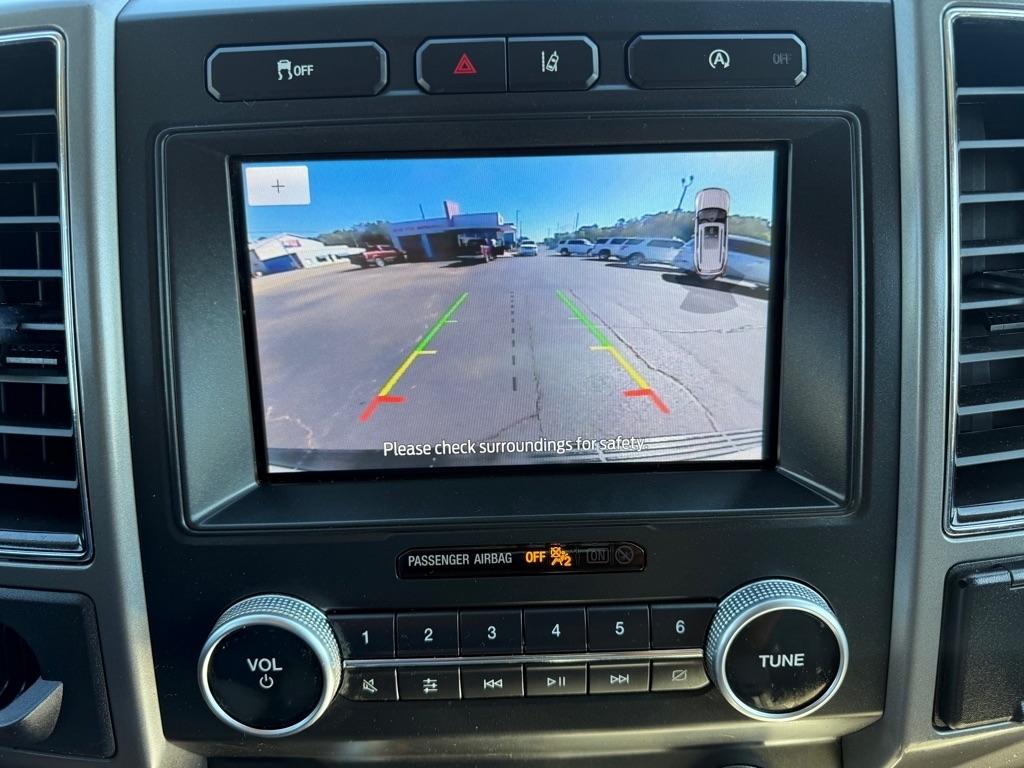 Ford Expedition  2020