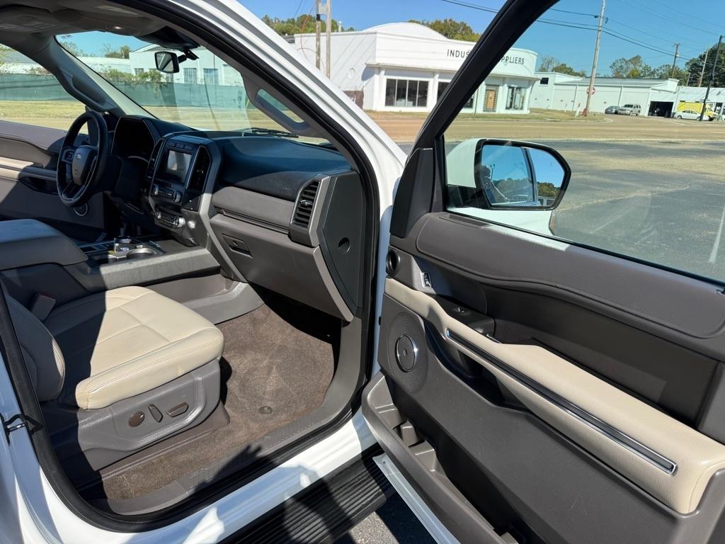 Ford Expedition  2020
