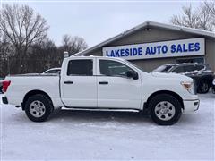2022 Nissan Titan 