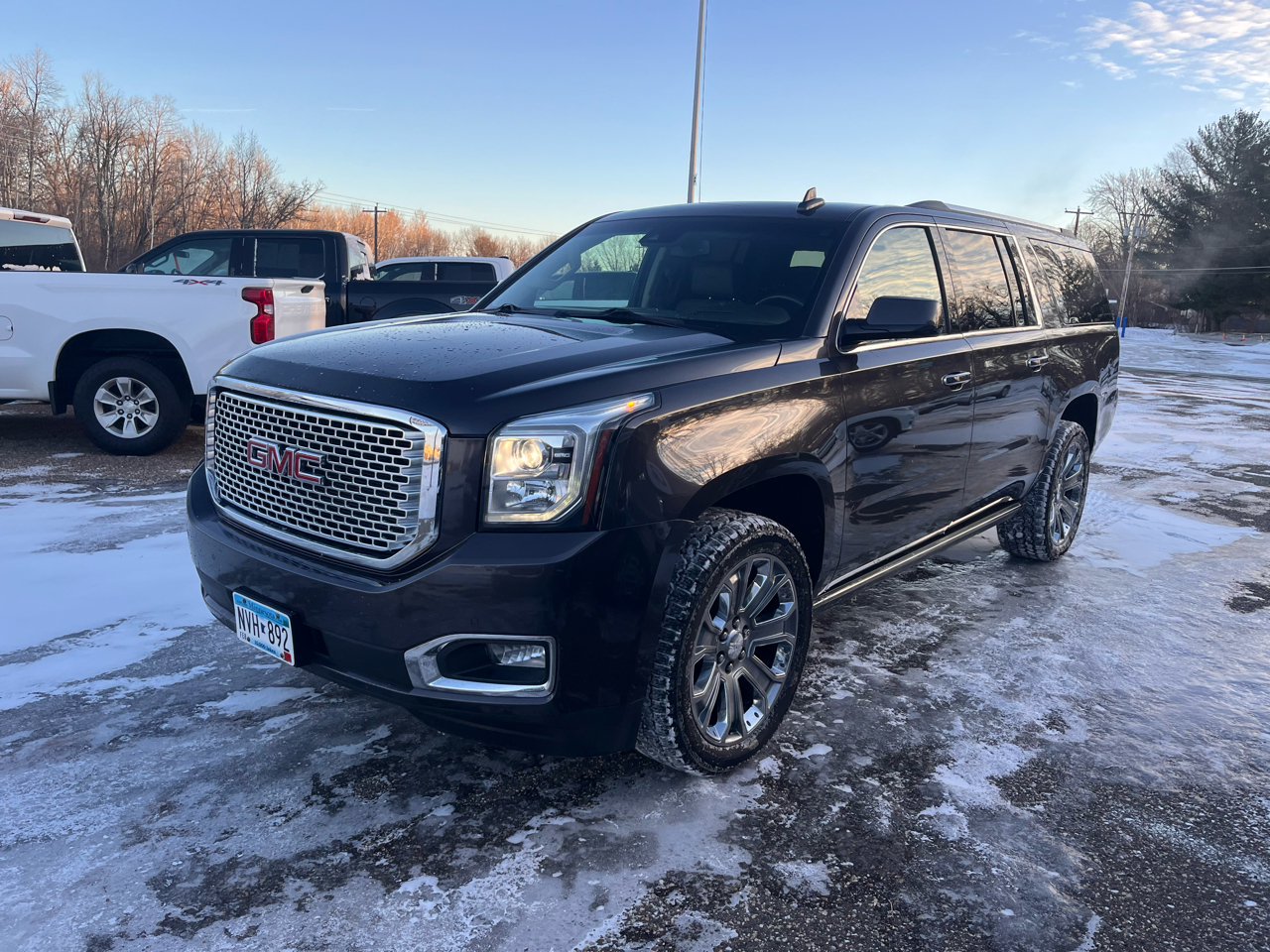 GMC Yukon XL Denali 4WD 2016