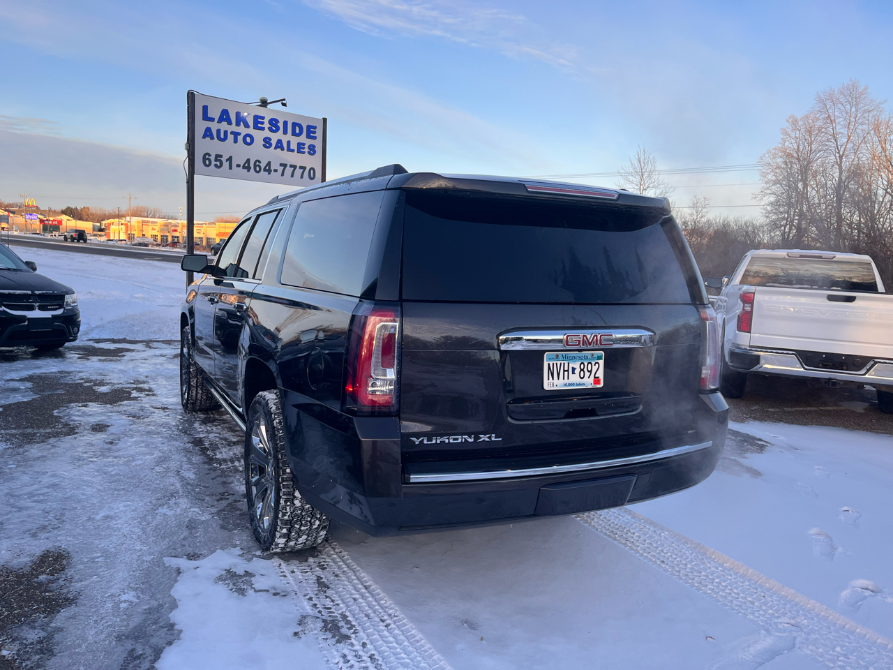 GMC Yukon XL Denali 4WD 2016