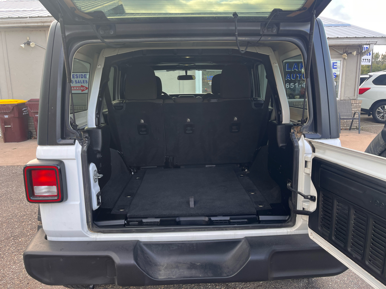 Jeep Wrangler Unlimited Sport 4D SUV 4WD 2018 Jeep Wrangler Unlimited Sport 4D SUV 4WD 2018