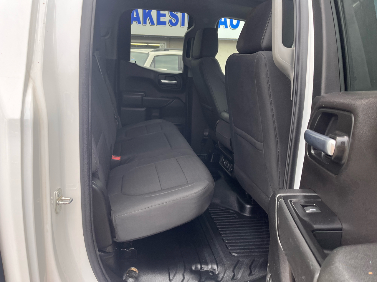 Chevrolet Silverado 1500 4WD Double Cab 147" LT 2020 Chevrolet Silverado 1500 4WD Double Cab 147" LT 2020