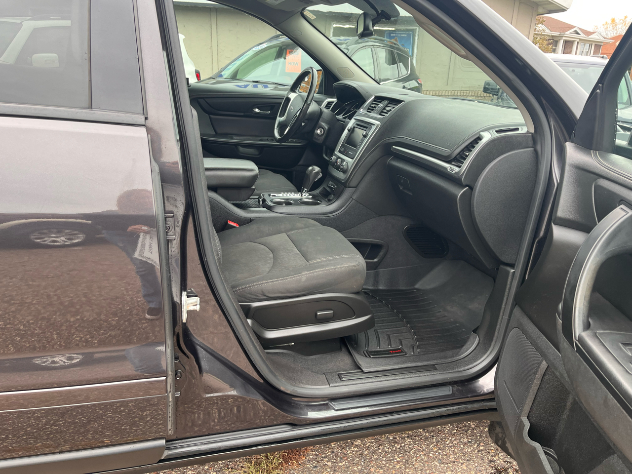 GMC Acadia SLE 4D SUV AWD 2014 GMC Acadia SLE 4D SUV AWD 2014