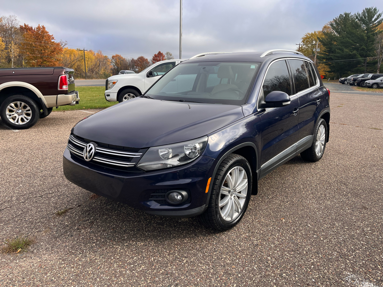 Volkswagen Tiguan 2WD 4dr Auto SE 2015 Volkswagen Tiguan 2WD 4dr Auto SE 2015