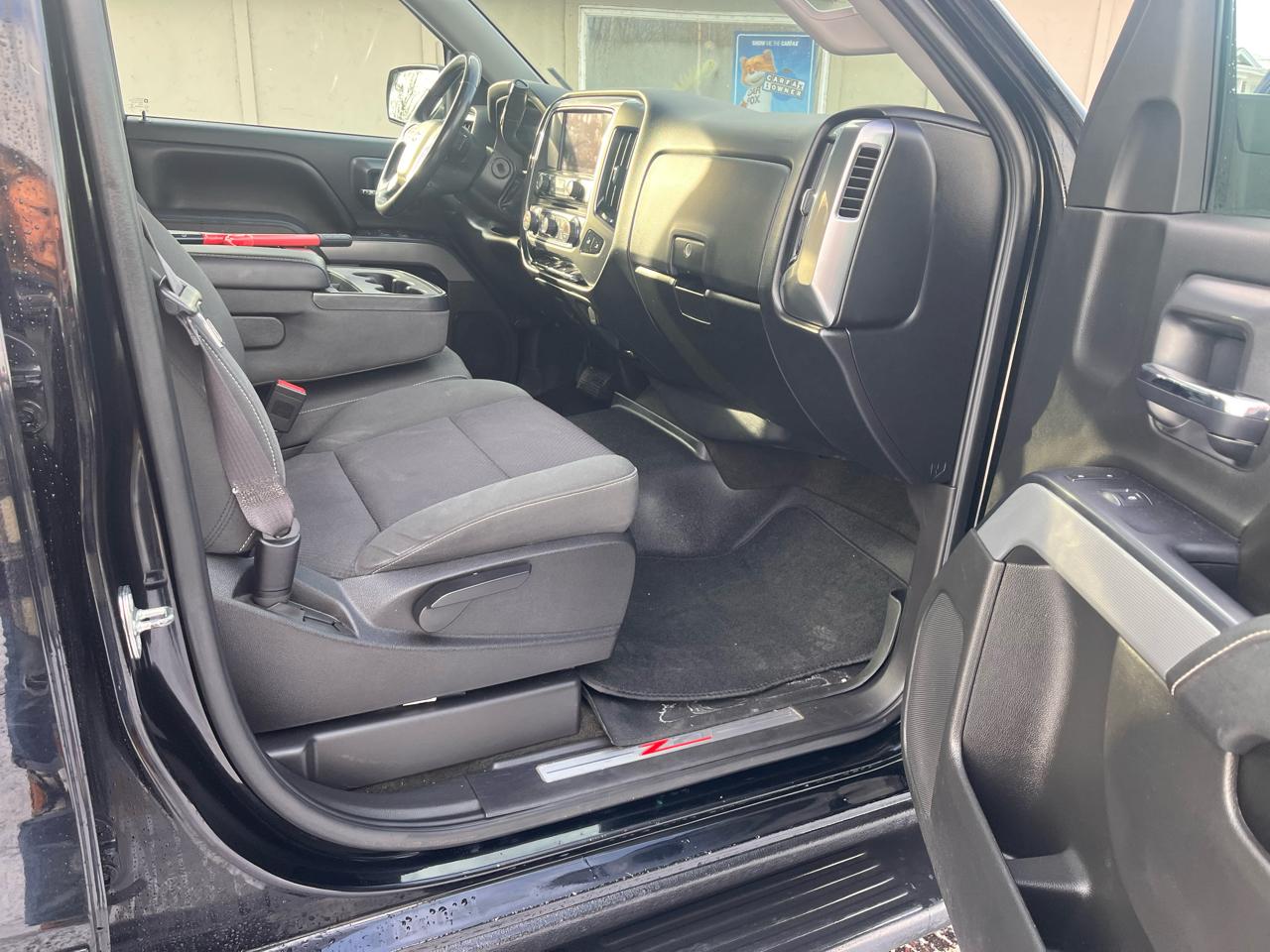 Chevrolet Silverado 1500 4WD Crew Cab 143.5" LT 2015