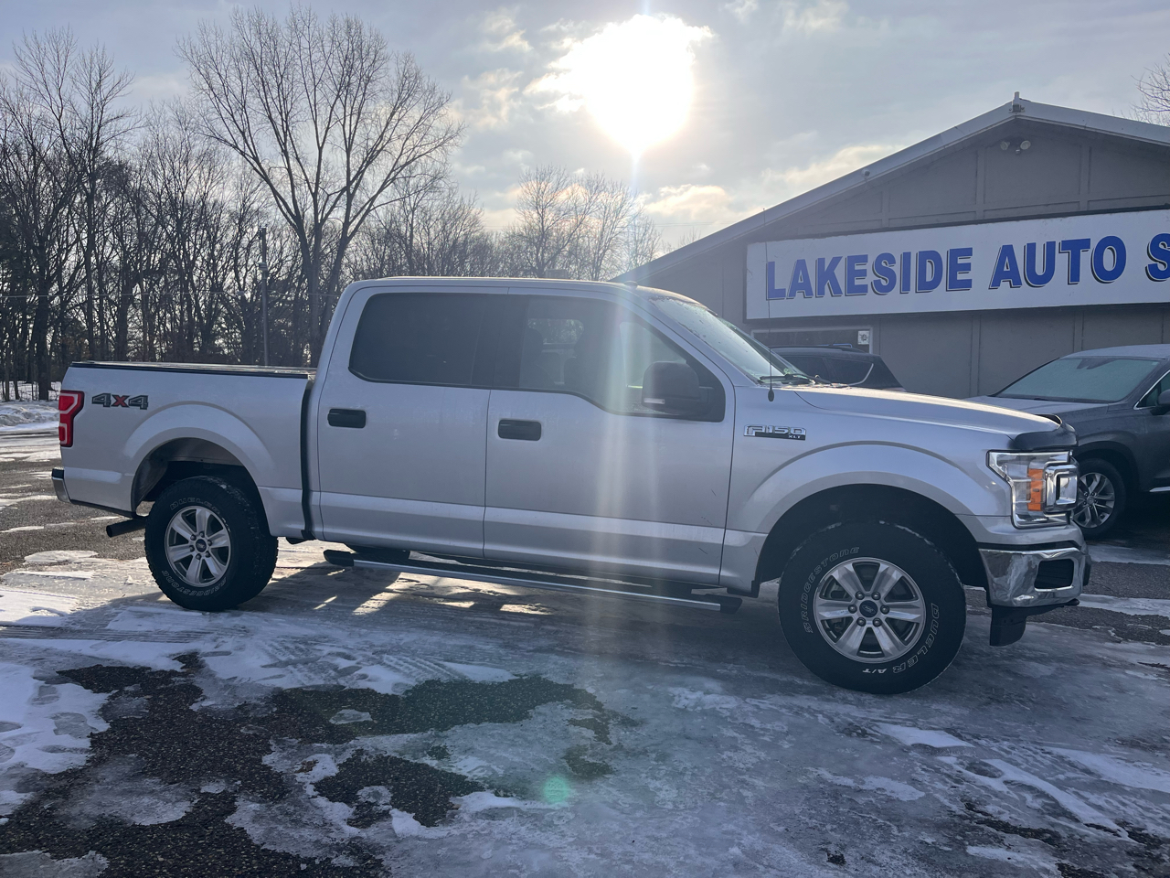 2018 Ford F-150 4WD SuperCrew 139" XLT