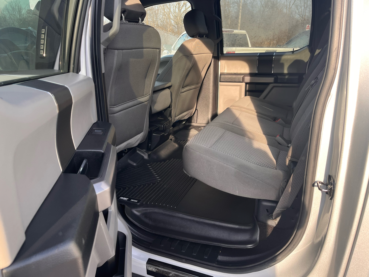 Ford F-150 4WD SuperCrew 139" XLT 2018